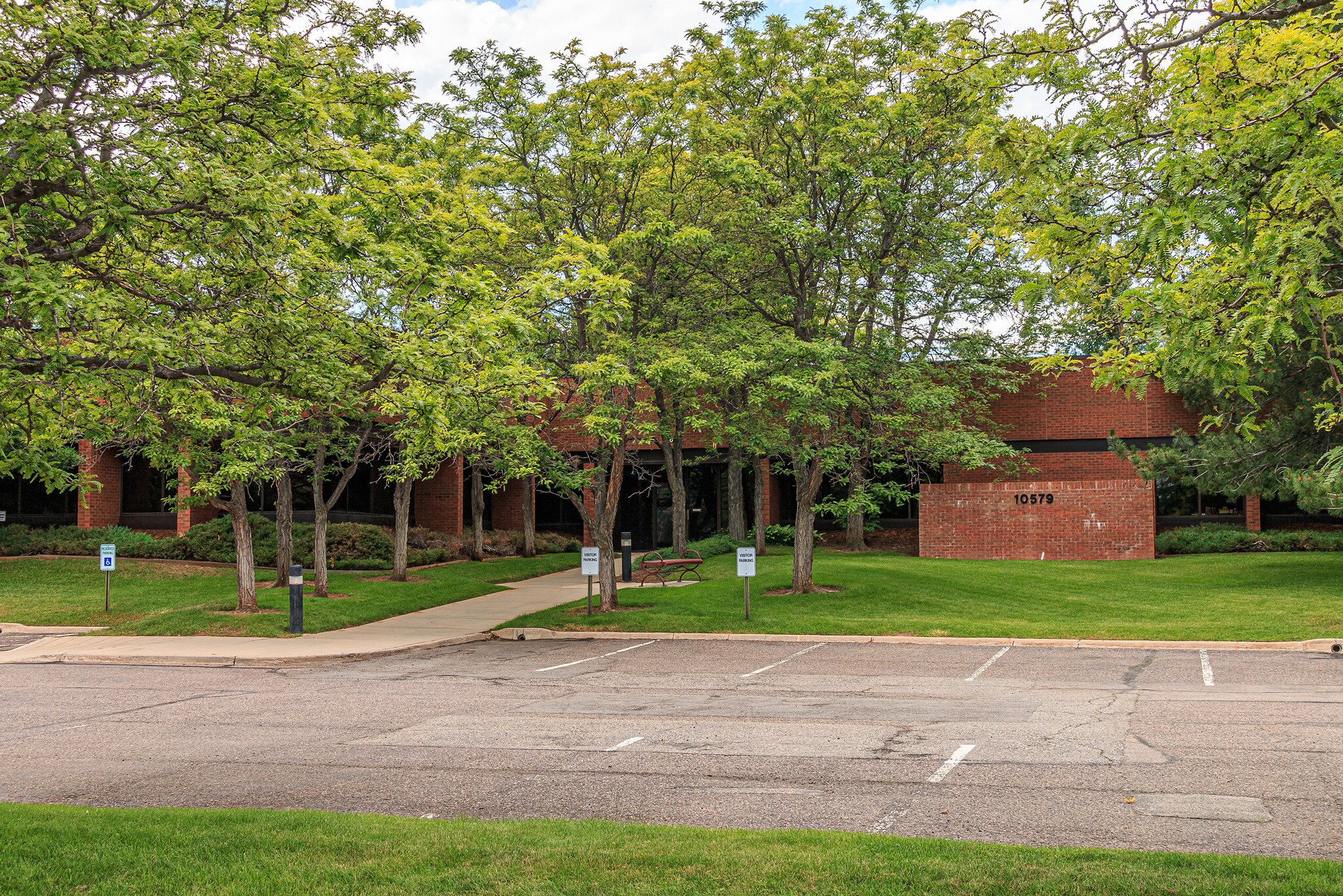 Front Range Retina Littleton office at 10579 Bradford Rd